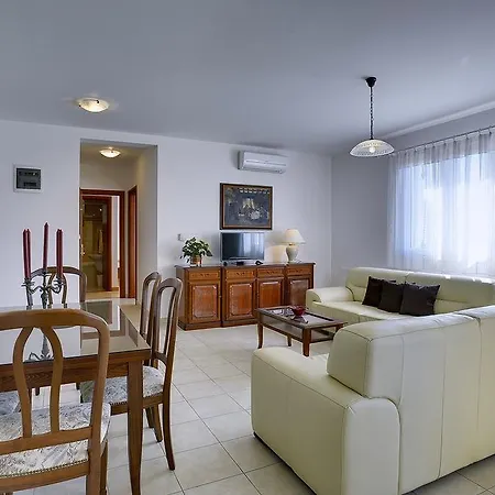 Bella Apartman