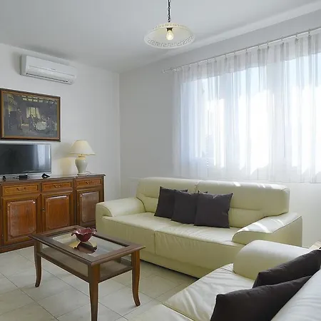 Apartamento Ema